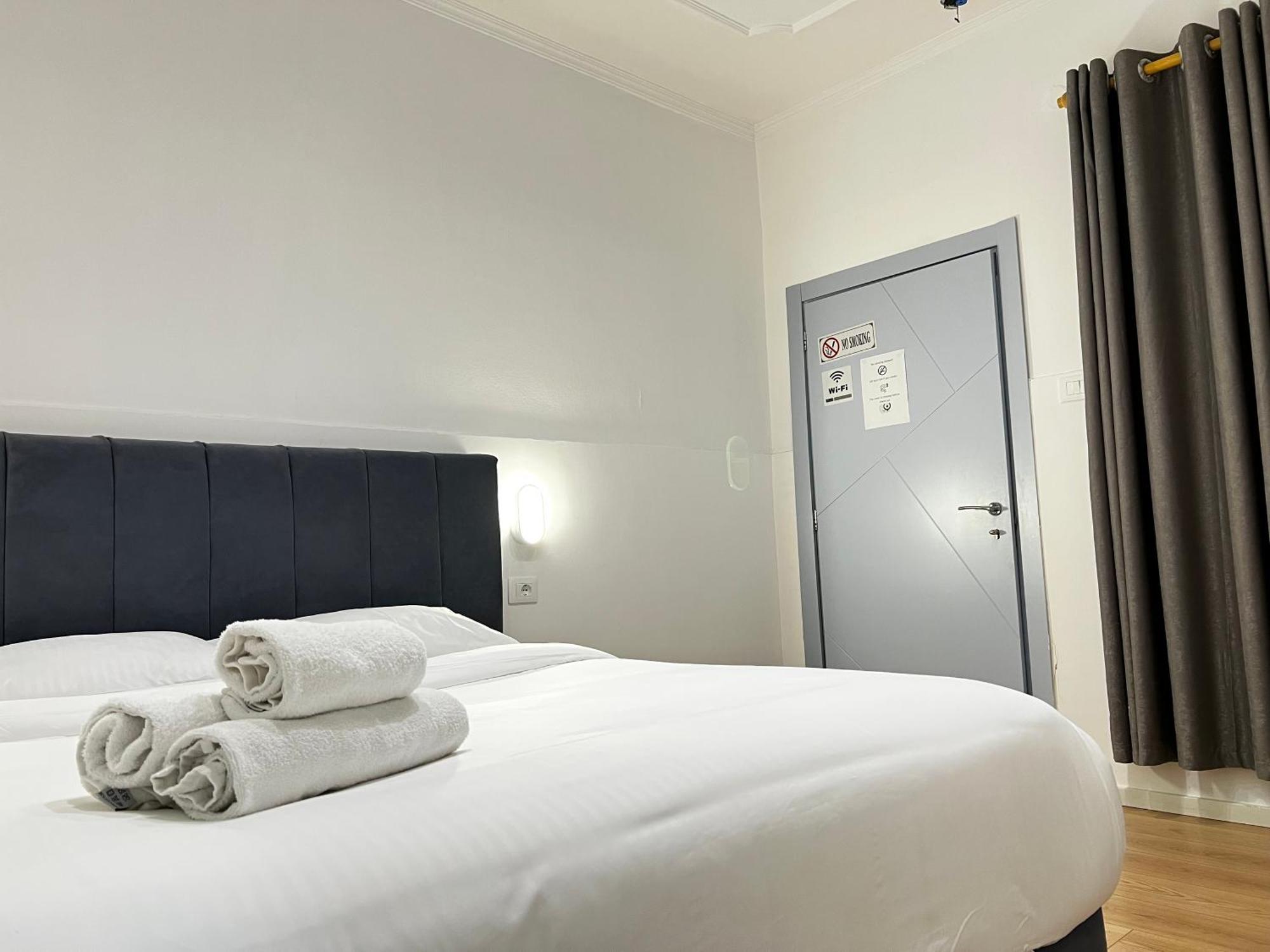 Tirana Square Hotel Eksteriør billede